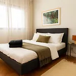 Penthouse Living In The Heart Of 公寓