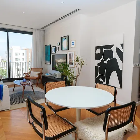 Apartment Wealthystays Downtown Penthouse *