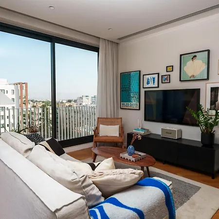 Apartment Wealthystays Downtown Penthouse *