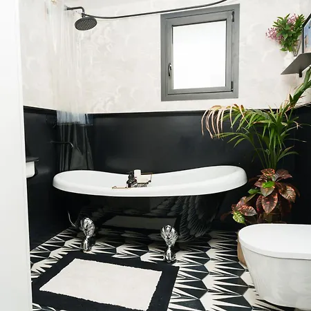 Penthouse Living In The Heart Of * Nicosia