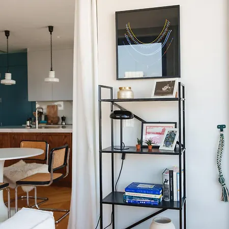 Wealthystays Downtown Penthouse * Nicosia
