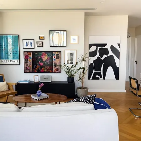 Apartman Penthouse Living In The Heart Of *